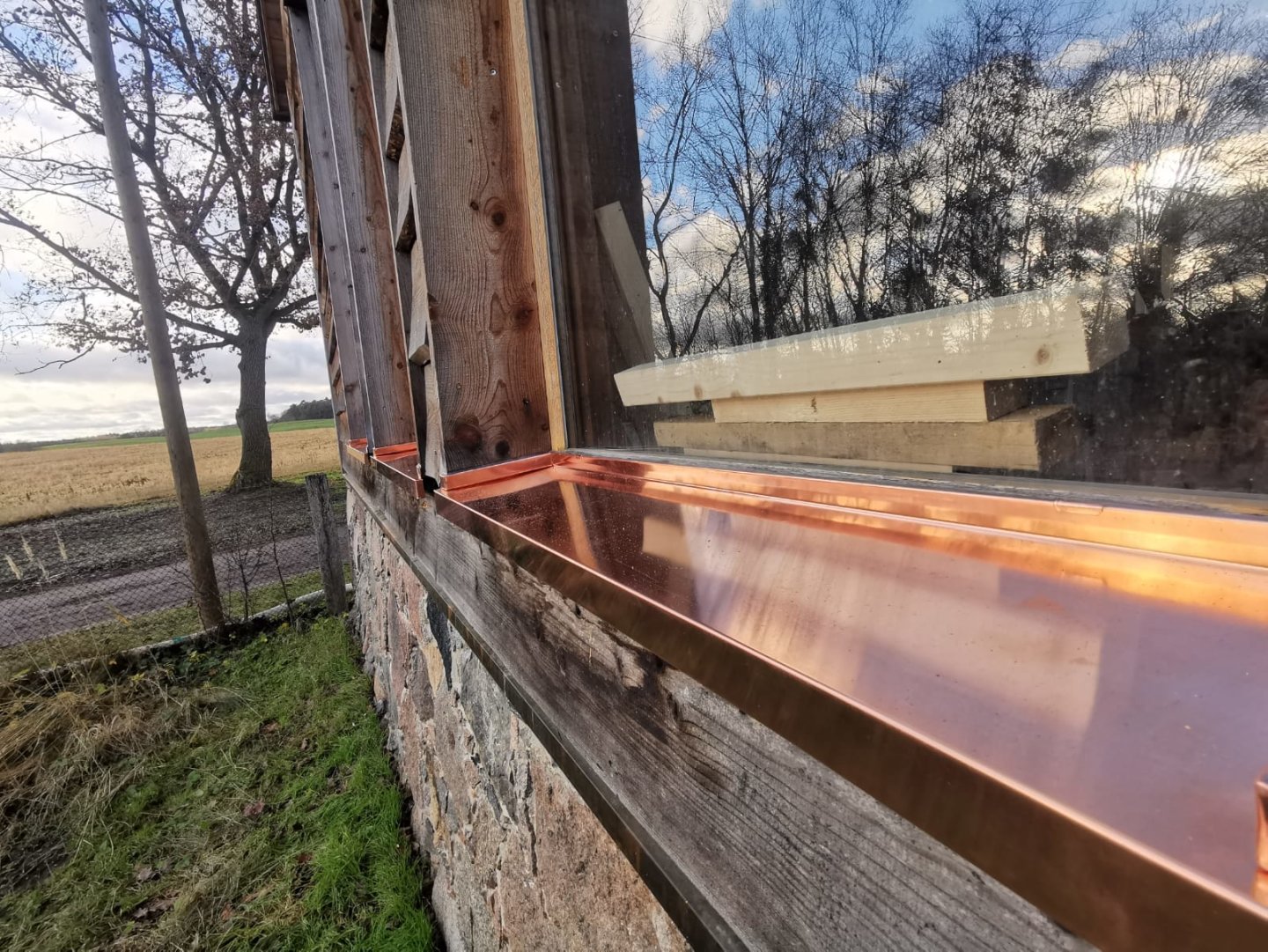 Fensterbänke aus Kupfer individuell hergestellt.